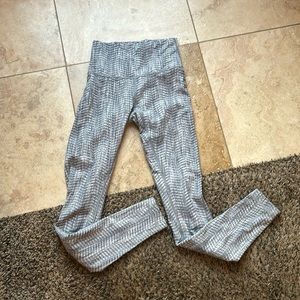 High rise legging lulu